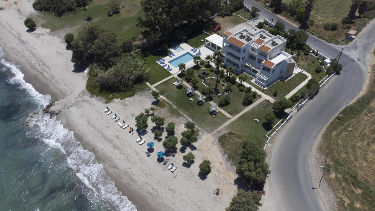 Byron Apartments Tigaki エクステリア 写真