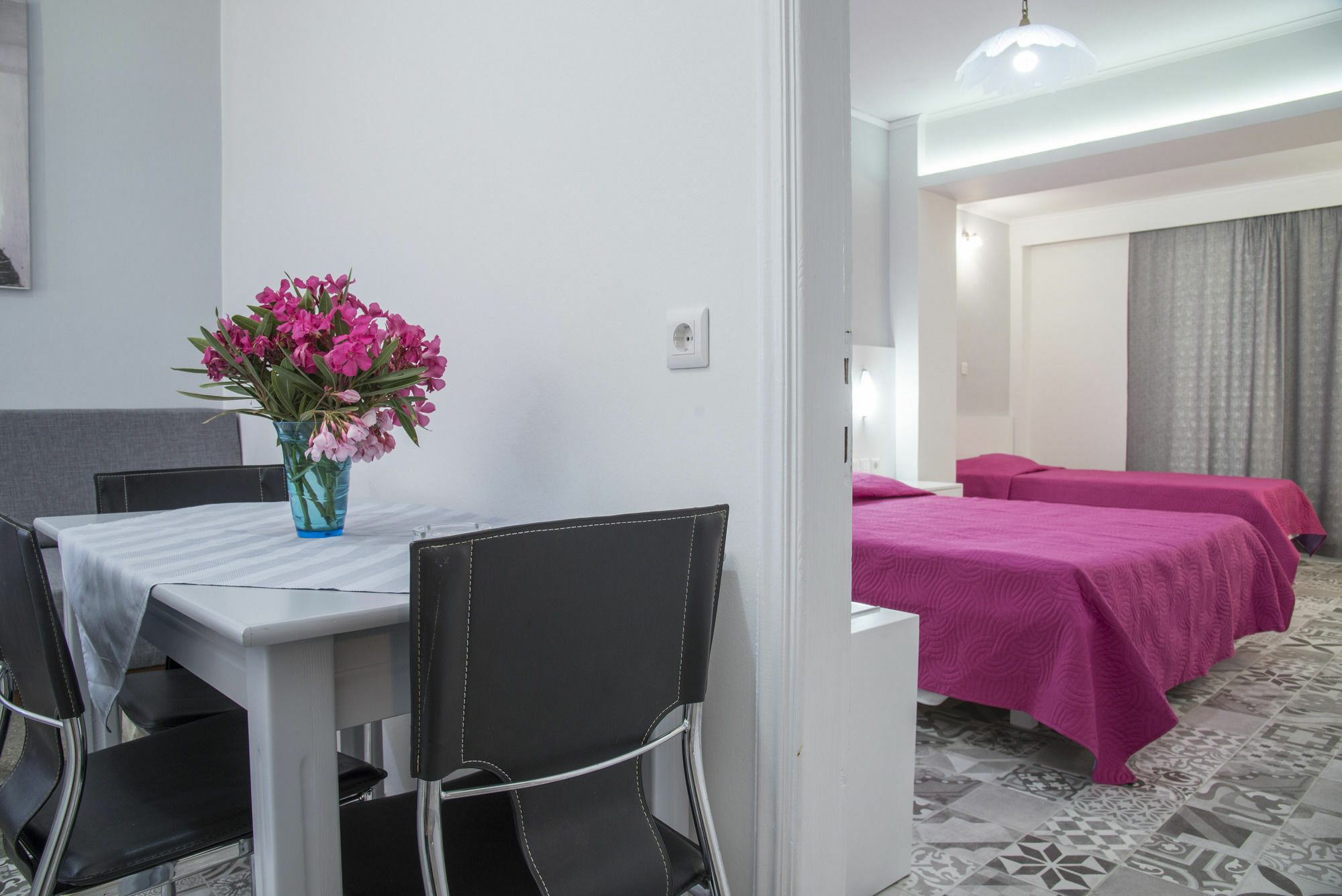 Byron Apartments Tigaki エクステリア 写真